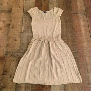 American eagle womens size x-small cream and gold knit short sleeve dress